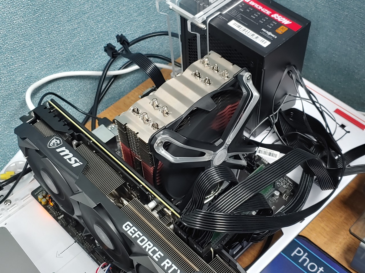 ▲ 두 시스템 모두 RTX 3080을 장착한 뒤 테스트를 진행했다. 쿨러는 잘만 CNPS17X를 사용했다.