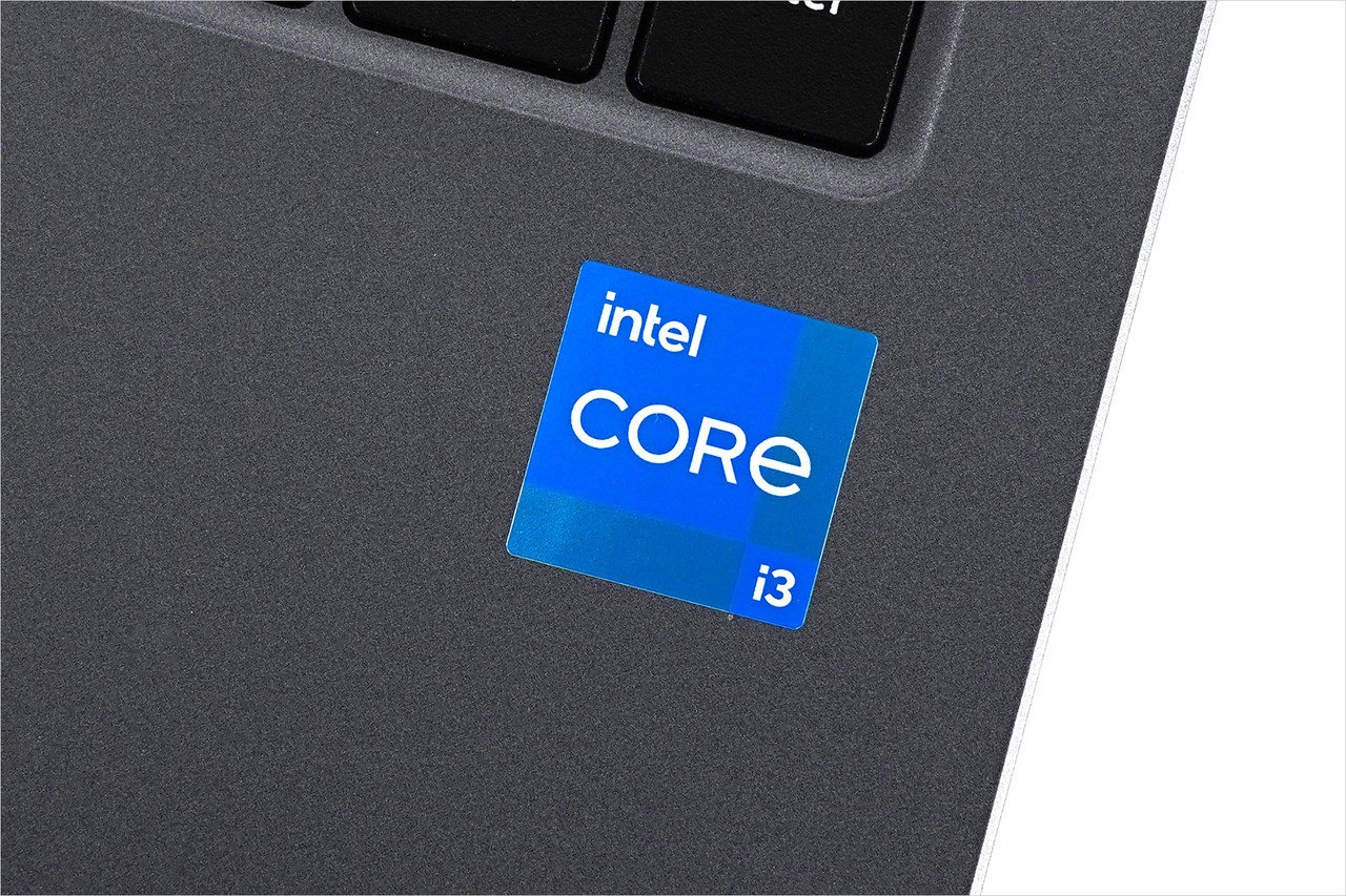 ▲ 인텔 11세대 코어 i3-1115G4 프로세서가 탑재됐다.