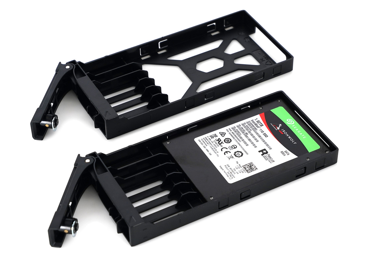 ▲ 2.5인치 SSD를 사용할 수 있다.