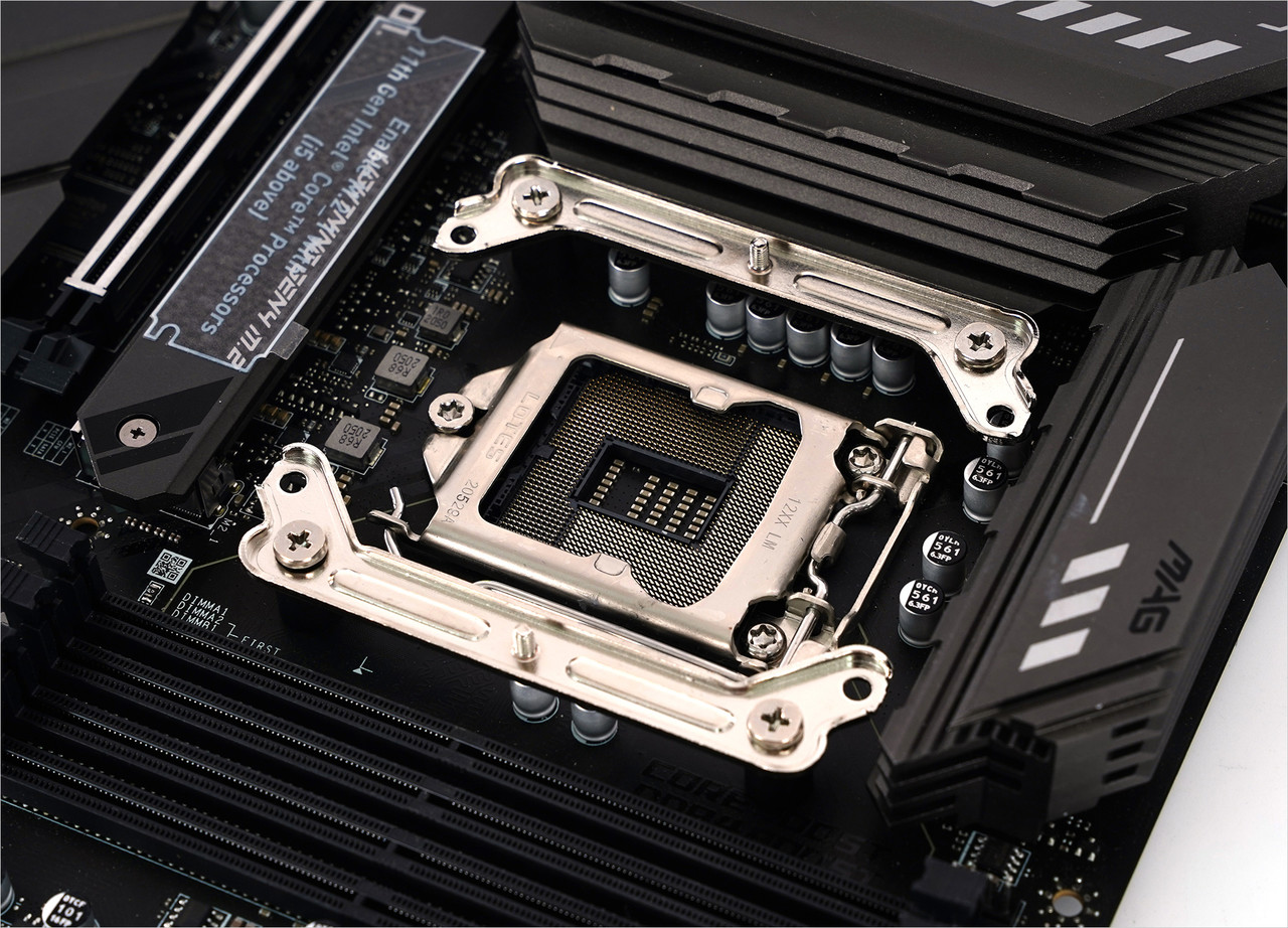 ▲ 인텔 LGA 115X/1200 소켓 지지대 조립한 모습