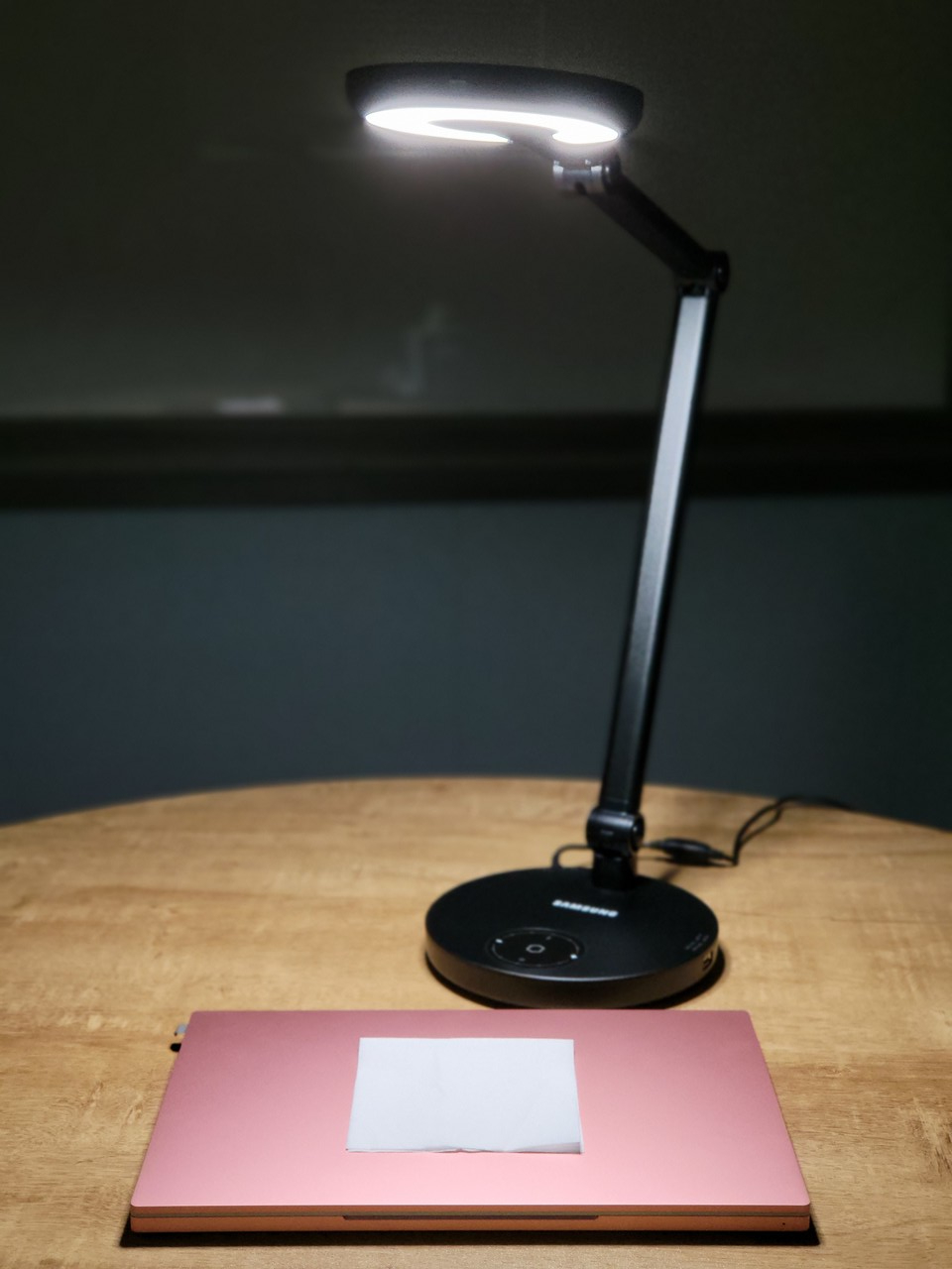 ▲ 색온도 3000K. 밝기 100%.