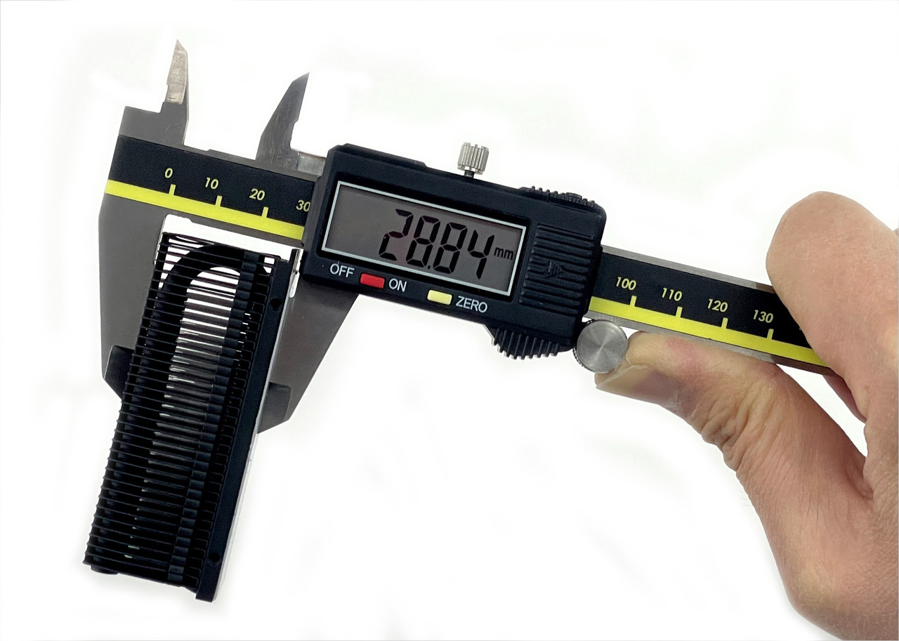 ▲ 버니어 캘리퍼스로 측정한 워프 실드 H 높이