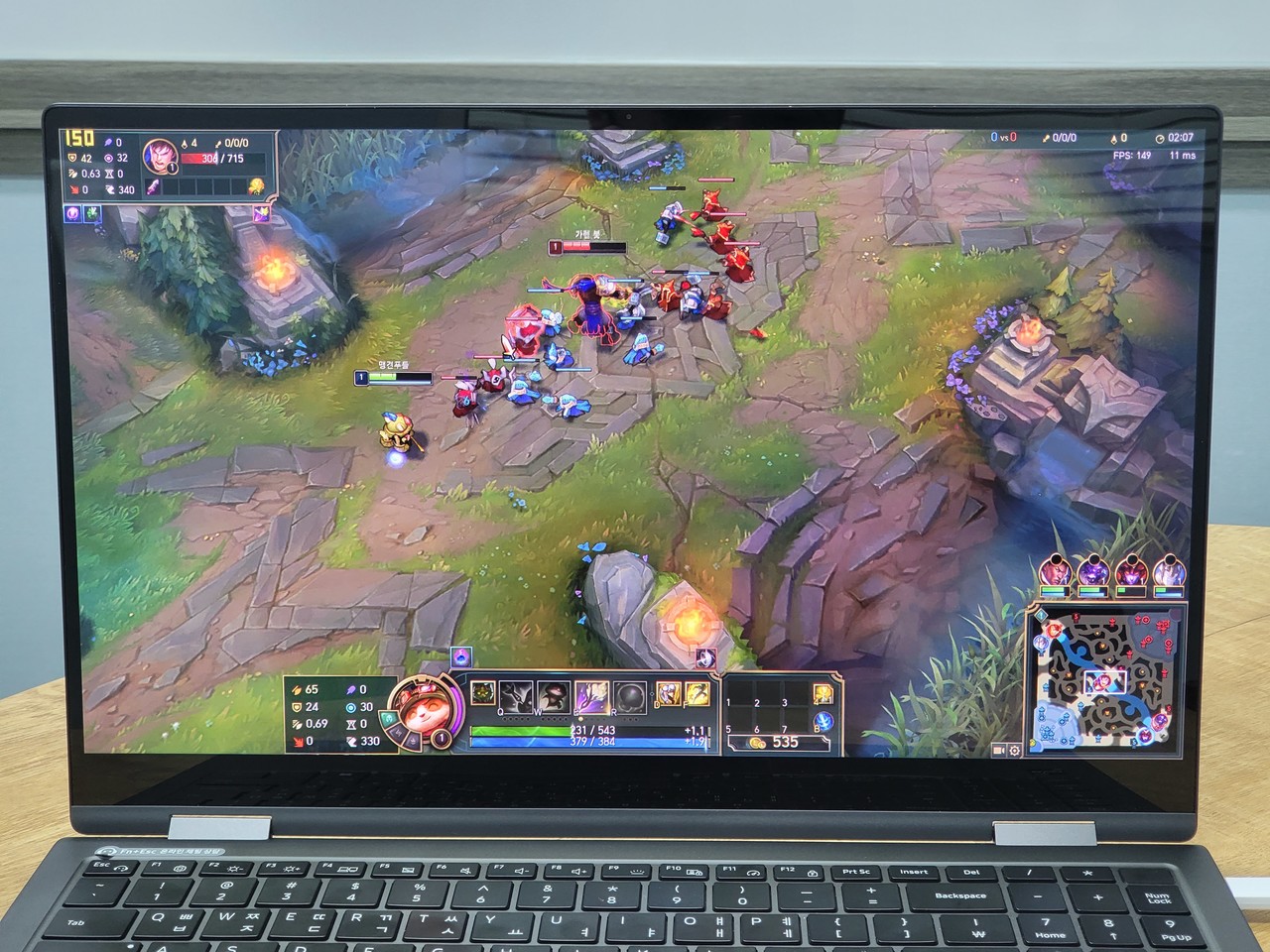 ▲ 리그오브레전드도 구동해 봤다. 1920x1080 중간 옵션이다. 무려 평균 152프레임이다. 이 정도면 게이밍 모니터에 연결해도 고주사율로 즐길 수 있다.